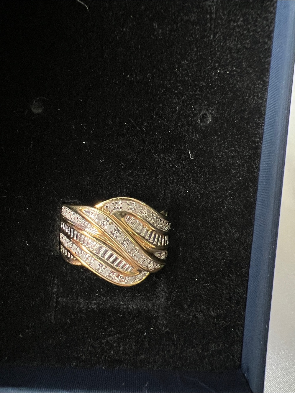 Gold and Silver Wave Ring with natural diamonds